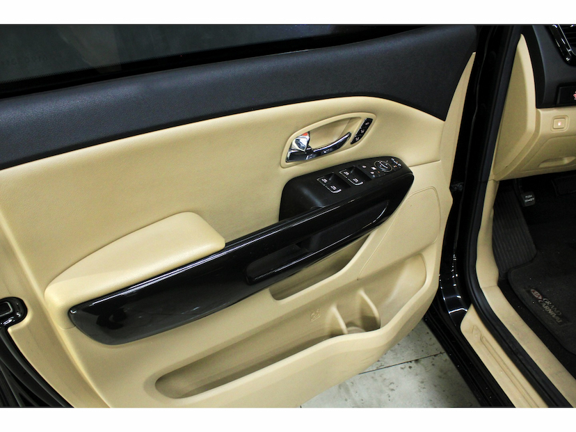 Foto do veículo KIA CARNIVAL 3.3 EX V6 24V GASOLINA 4P AUTOMATICO 2016 92.000 KM 195.800,00