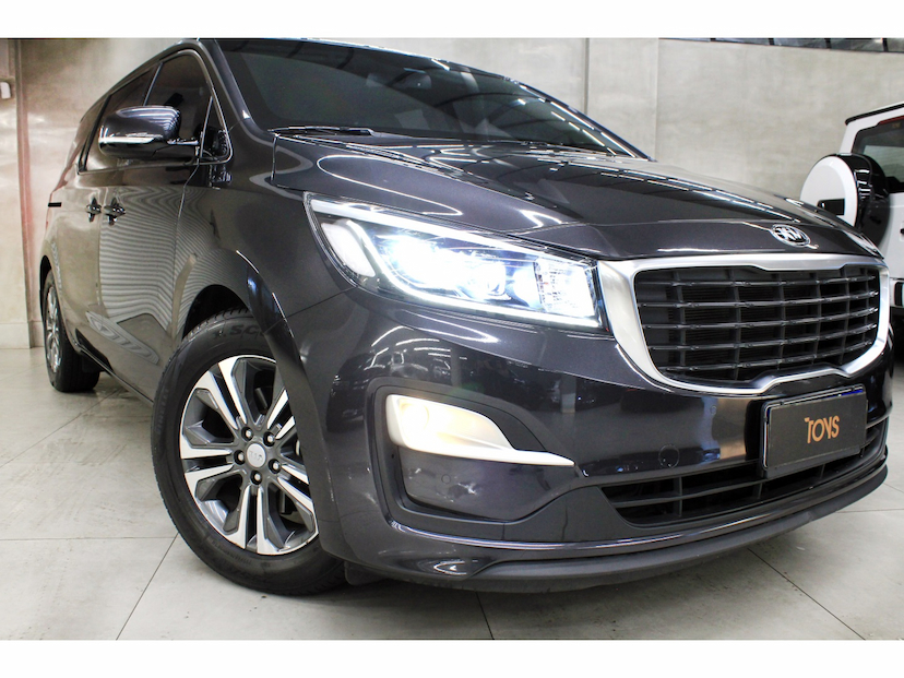 Foto do veículo KIA CARNIVAL 3.3 EX V6 24V GASOLINA 4P AUTOMATICO 2020 45.300 KM 265.800,00