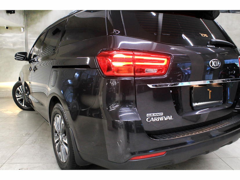 Foto do veículo KIA CARNIVAL 3.3 EX V6 24V GASOLINA 4P AUTOMATICO 2020 45.300 KM 265.800,00