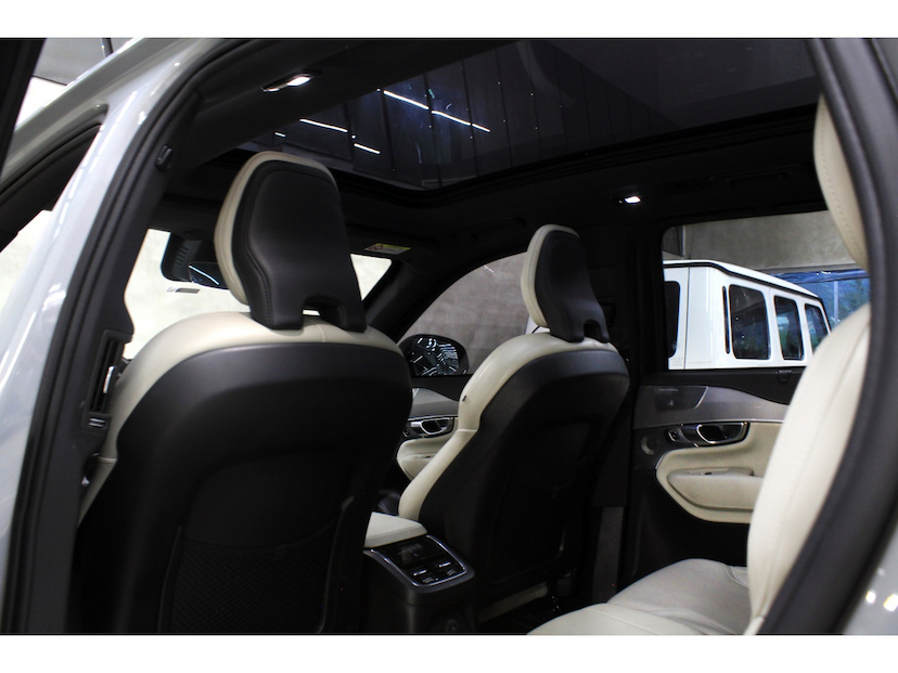 Foto do veículo VOLVO XC90 2.0 T8 RECHARGE ULTIMATE DARK AWD GEARTRONIC 2024 33.500 KM 477.800,00