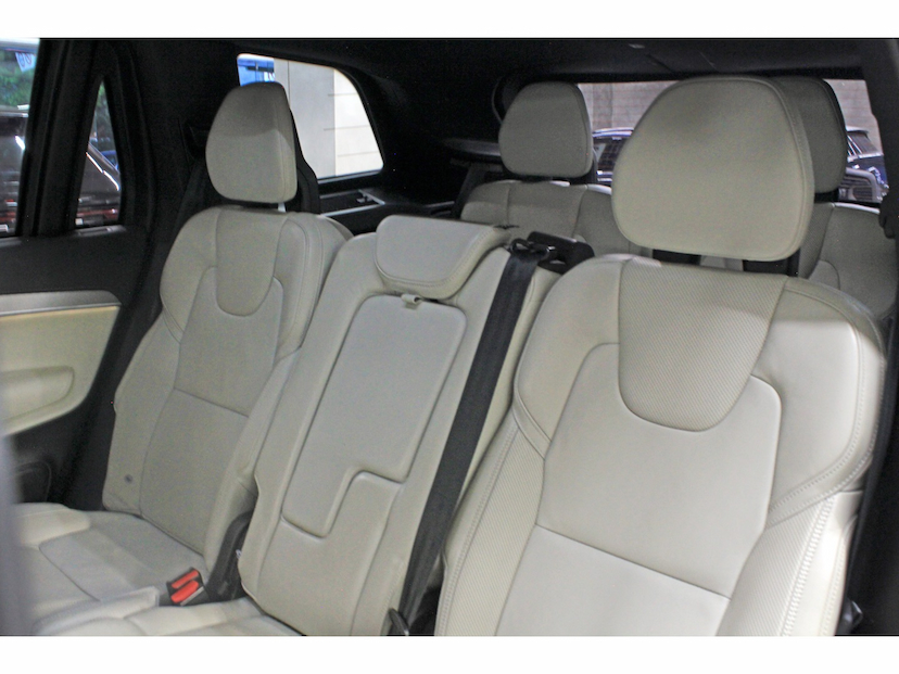 Foto do veículo VOLVO XC90 2.0 T8 RECHARGE ULTIMATE DARK AWD GEARTRONIC 2024 33.500 KM 477.800,00