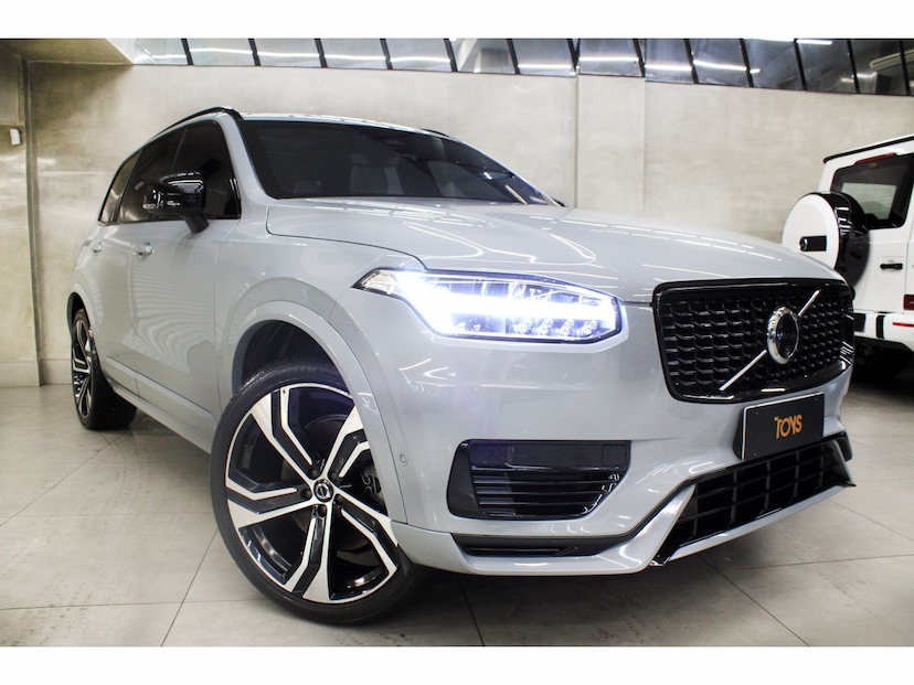 Foto do veículo VOLVO XC90 2.0 T8 RECHARGE ULTIMATE DARK AWD GEARTRONIC 2024 33.500 KM 477.800,00