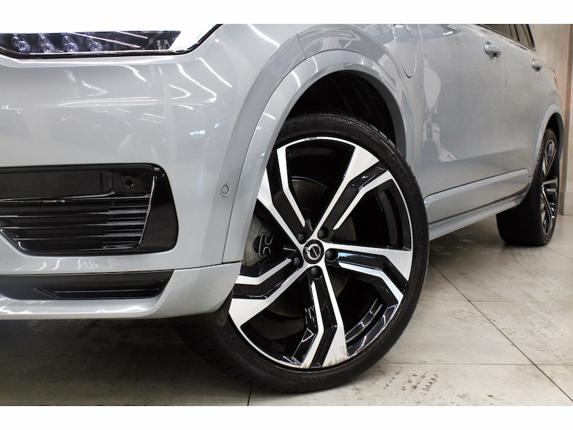 Foto do veículo VOLVO XC90 2.0 T8 RECHARGE ULTIMATE DARK AWD GEARTRONIC 2024 33.500 KM 477.800,00