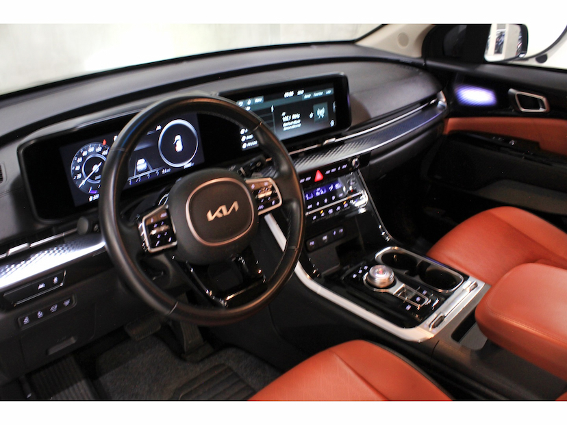 Foto do veículo KIA CARNIVAL 3.5 V6 GASOLINA EX AUTOMATICO 2022 24.000 KM 452.800,00