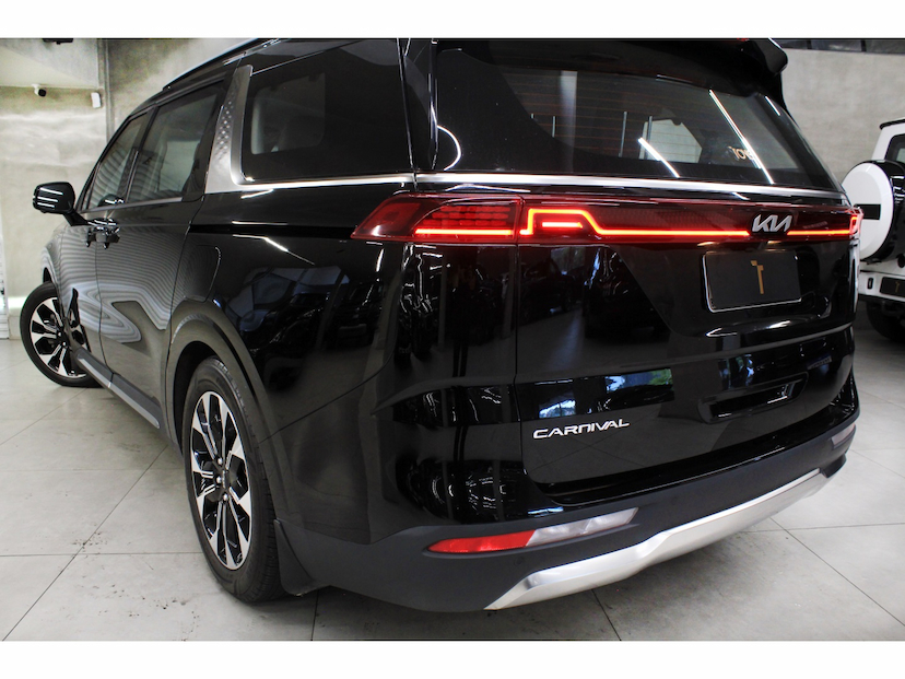 Foto do veículo KIA CARNIVAL 3.5 V6 GASOLINA EX AUTOMATICO 2022 24.000 KM 452.800,00
