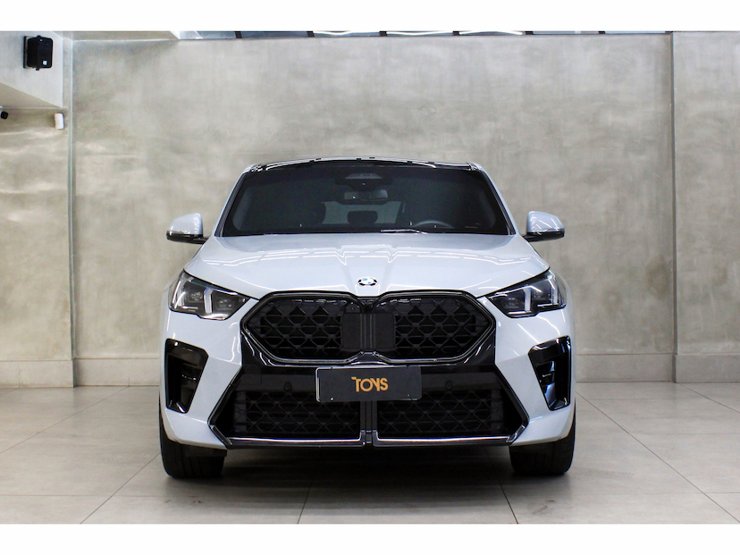 Foto do veículo BMW X2 2.0 TURBO GASOLINA XDRIVE20I M SPORT STEPTRONIC 2025 40.600 KM 377.800,00