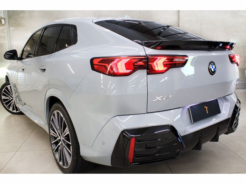 Foto do veículo BMW X2 2.0 TURBO GASOLINA XDRIVE20I M SPORT STEPTRONIC 2025 40.600 KM 377.800,00