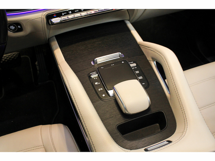 Foto do veículo MERCEDES-BENZ GLE 400D 3.0 V6 DIESEL COUPÉ 4MATIC 9G-TRONIC 2021 50.200 KM 387.800,00