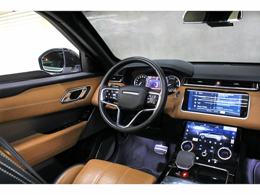 Foto do veículo LAND ROVER RANGE ROVER VELAR 3.0 P340 GASOLINA R-DYNAMIC HSE AUTOMÁTICO 2023 42.800 KM 388.800,00