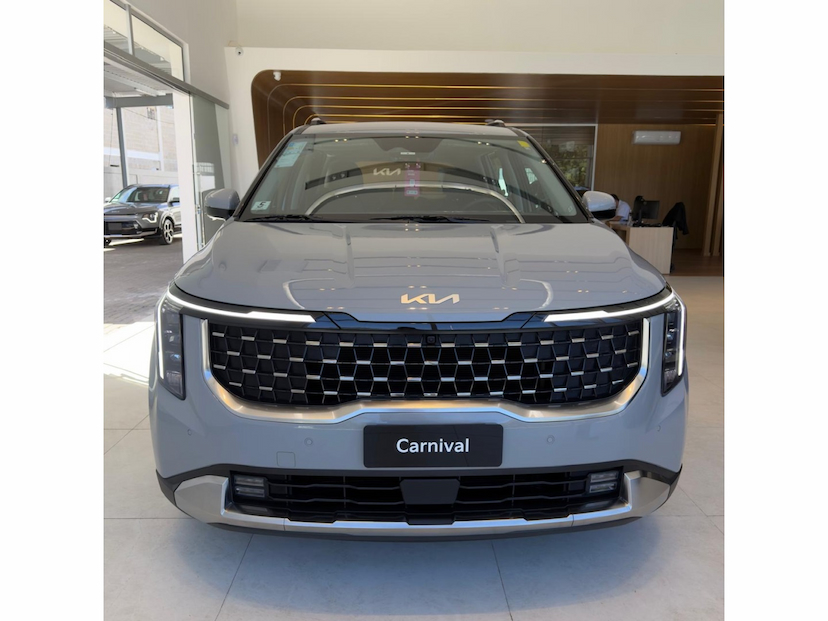Foto do veículo KIA CARNIVAL 3.5 V6 GASOLINA EX AUTOMATICO 2025 0 KM 577.800,00