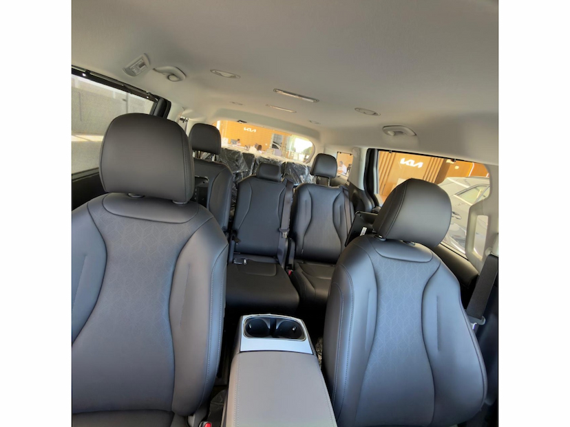 Foto do veículo KIA CARNIVAL 3.5 V6 GASOLINA EX AUTOMATICO 2025 0 KM 577.800,00