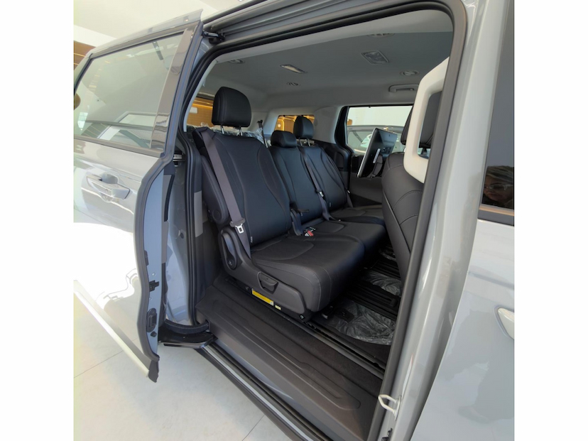 Foto do veículo KIA CARNIVAL 3.5 V6 GASOLINA EX AUTOMATICO 2025 0 KM 577.800,00