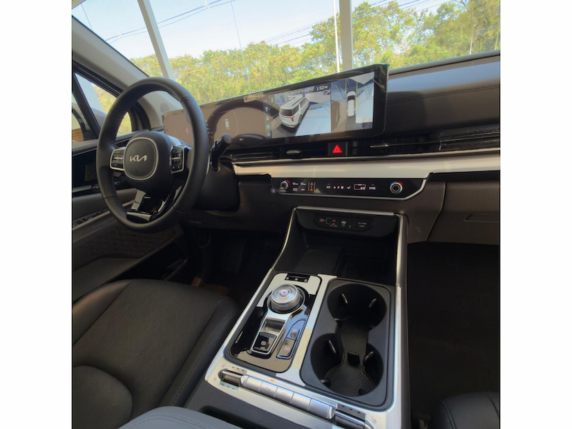 Foto do veículo KIA CARNIVAL 3.5 V6 GASOLINA EX AUTOMATICO 2025 0 KM 577.800,00
