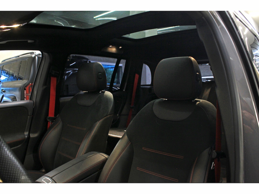 Foto do veículo MERCEDES-BENZ GLB 35 AMG 2.0 CGI GASOLINA 4MATIC SPEEDSHIFT 2022 23.202 KM 317.800,00