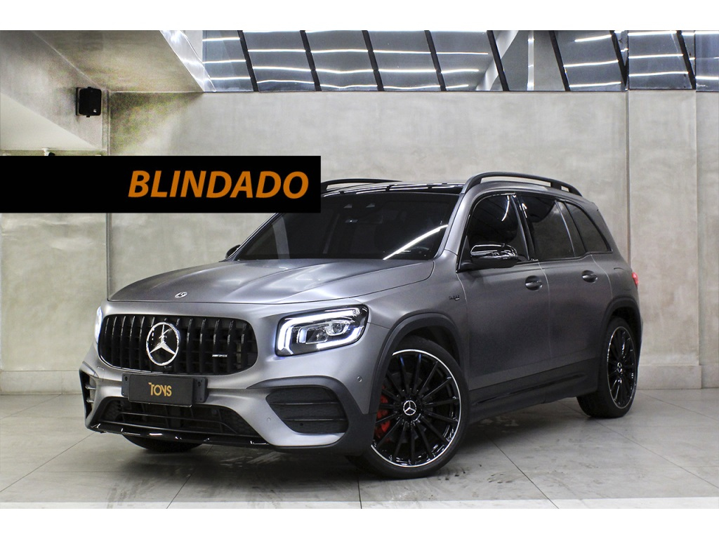 Foto do veículo MERCEDES-BENZ GLB 35 AMG 2.0 CGI GASOLINA 4MATIC SPEEDSHIFT 2022/2022 23.202 KM R$ 317.800,00