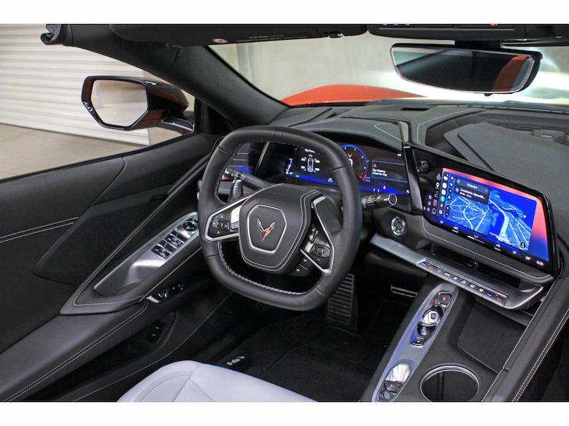 Foto do veículo CHEVROLET CORVETTE 6.2 V8 LT1 GASOLINA STINGRAY CONVERSIVEL AUTOMÁTICO 2026 2.050 KM 1.200.800,00