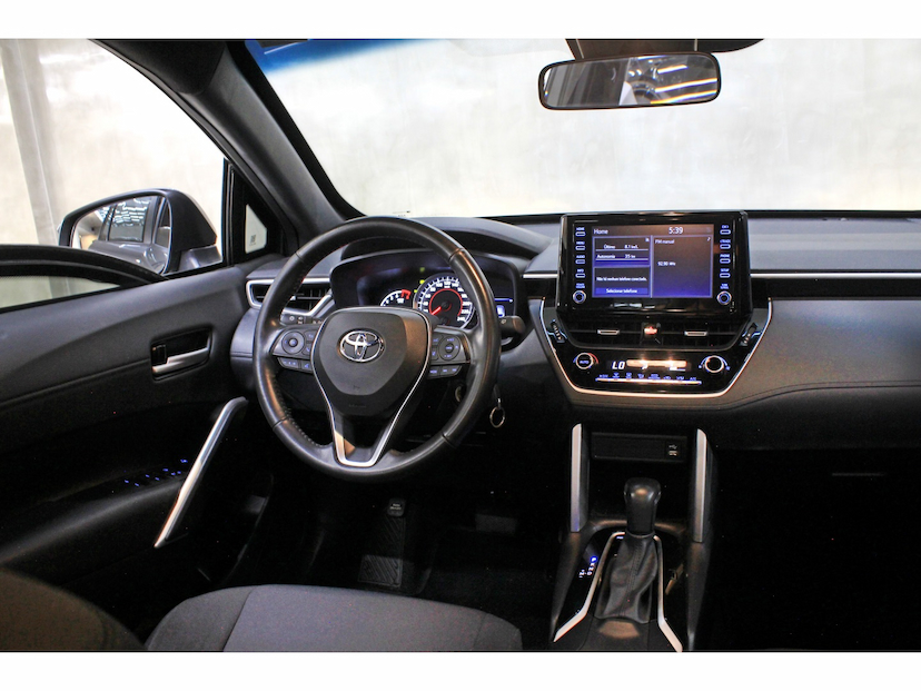 Foto do veículo TOYOTA COROLLA CROSS 2.0 VVT-IE FLEX XR DIRECT SHIFT 2024 51.700 KM 187.800,00