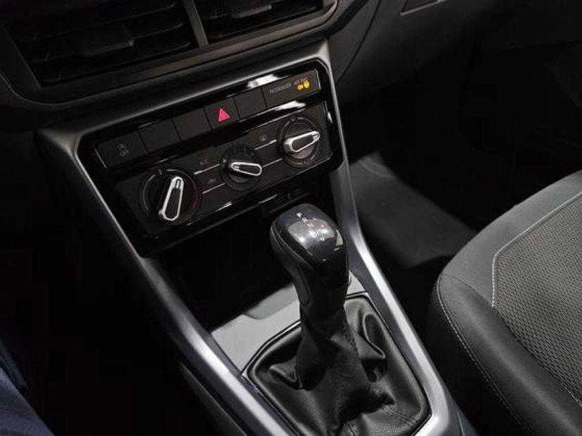 Foto do veículo VOLKSWAGEN T-CROSS 1.0 200 TSI TOTAL FLEX AUTOMÁTICO 2024 51.200 KM 108.777,00