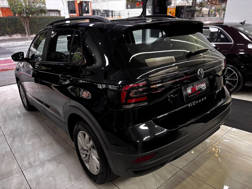 Foto do veículo VOLKSWAGEN T-CROSS 1.0 200 TSI TOTAL FLEX AUTOMÁTICO 2024 51.200 KM 108.777,00