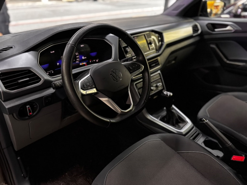 Foto do veículo VOLKSWAGEN T-CROSS 1.0 200 TSI TOTAL FLEX AUTOMÁTICO 2024 51.200 KM 108.777,00