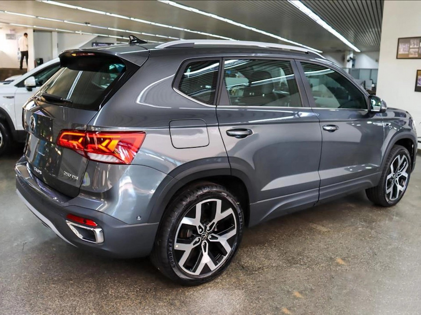 Foto do veículo VOLKSWAGEN TAOS 1.4 250 TSI TOTAL FLEX HIGHLINE AUTOMÁTICO 2025 0 KM 202.800,00