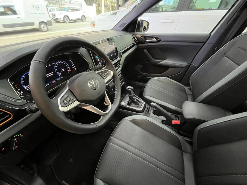 Foto do veículo VOLKSWAGEN T-CROSS 1.4 250 TSI TOTAL FLEX EXTREME AUTOMÁTICO 2026 0 KM 252.777,00