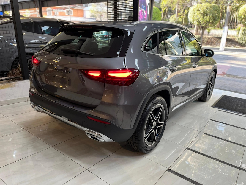 Foto do veículo MERCEDES-BENZ GLA 200 1.3 MHEV PROGRESSIVE 7G-DCT 2026 0 KM 344.777,00