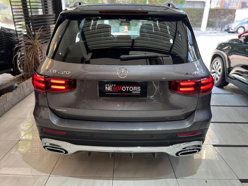 Foto do veículo MERCEDES-BENZ GLB 220 2.0 MHEV AMG LINE 4MATIC 8G-DCT 2025 0 KM 384.790,00