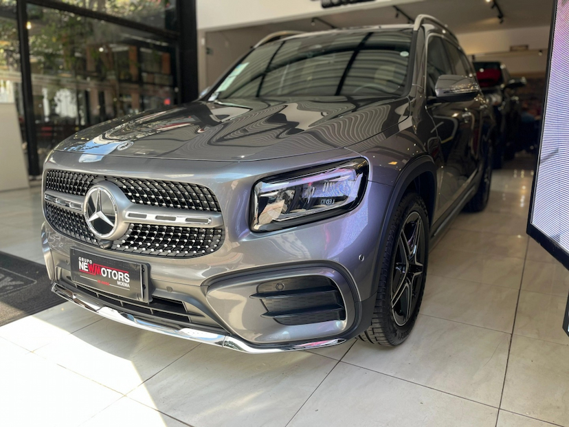 Foto do veículo MERCEDES-BENZ GLB 220 2.0 MHEV AMG LINE 4MATIC 8G-DCT 2025 0 KM 384.790,00