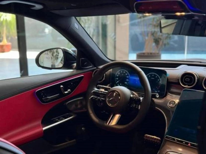 Foto do veículo MERCEDES-BENZ C 300 2.0 EQ BOOST HÍBRIDO AMG LINE 9G-TRONIC 2026 0 KM 449.800,00
