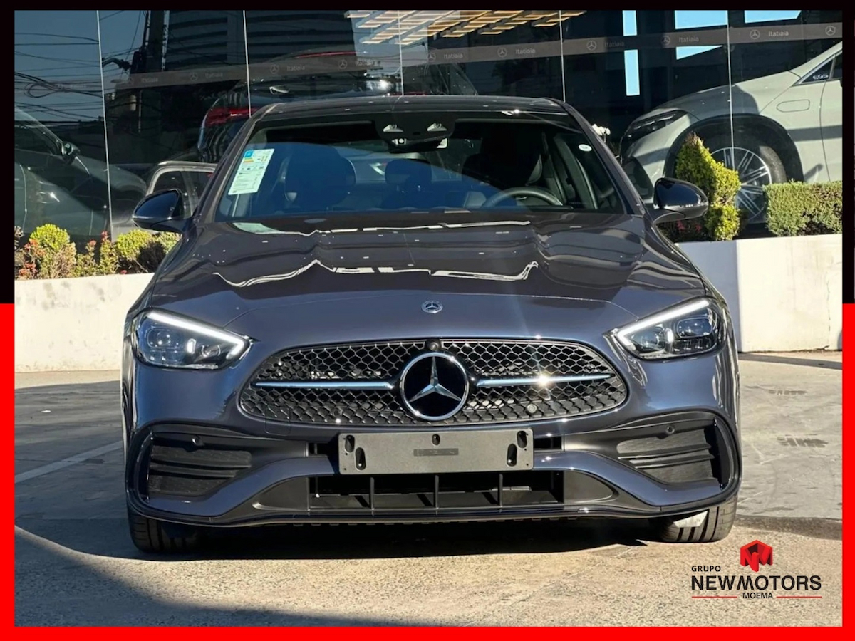 Foto do veículo MERCEDES-BENZ C 300 2.0 EQ BOOST HÍBRIDO AMG LINE 9G-TRONIC 2025/2026 0 KM R$ 449.800,00