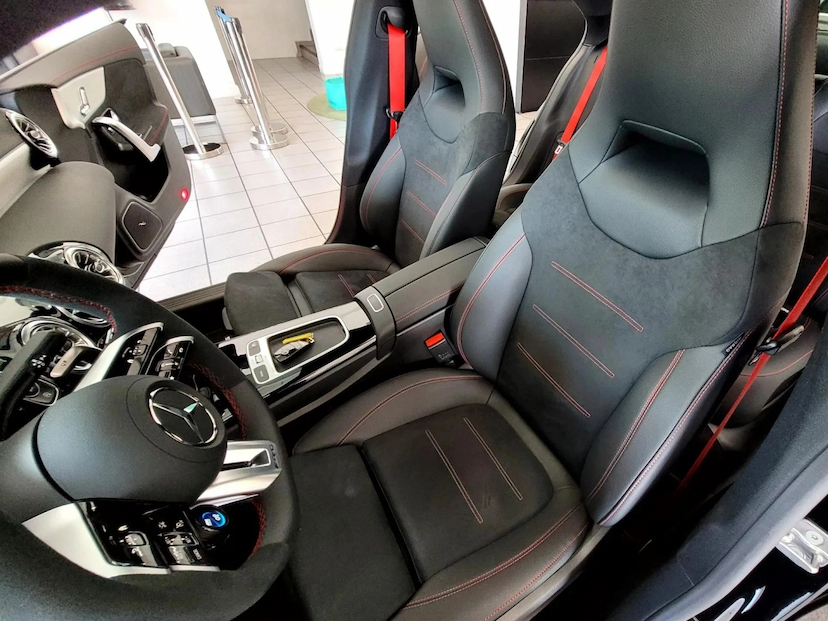 Foto do veículo MERCEDES-BENZ CLA 45 AMG 2.0 CGI GASOLINA S 4MATIC SPEEDSHIFT 2025 0 KM 628.900,00