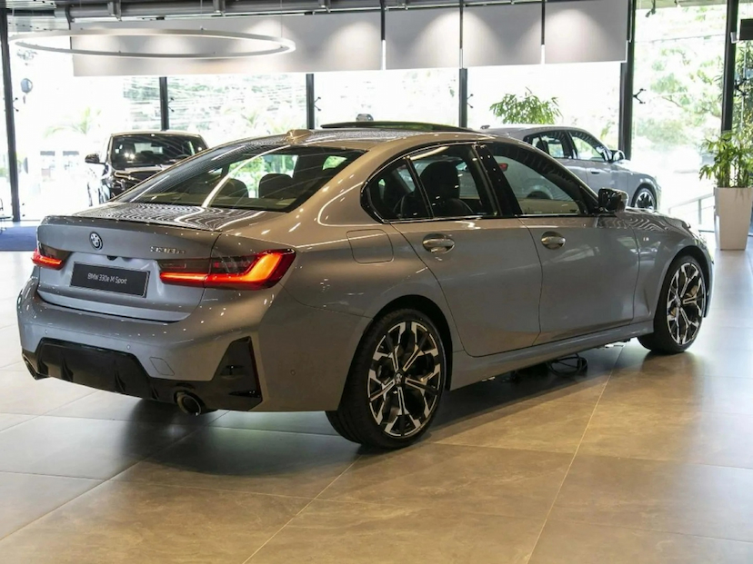 Foto do veículo BMW 330E 2.0 16V TURBO HÍBRIDO M SPORT AUTOMÁTICO 2026 0 KM 439.890,00