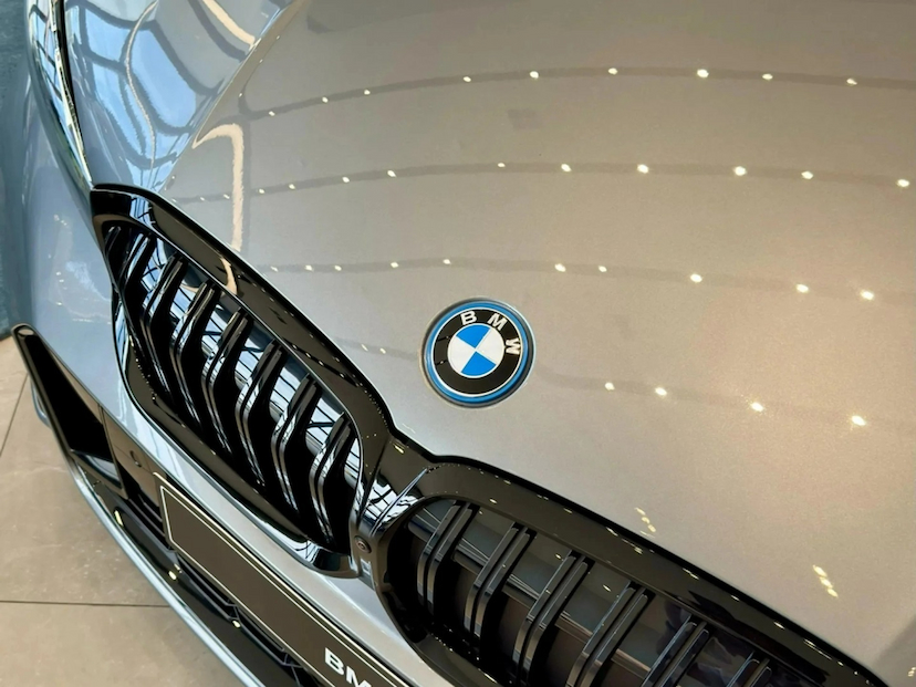 Foto do veículo BMW 330E 2.0 16V TURBO HÍBRIDO M SPORT AUTOMÁTICO 2026 0 KM 439.890,00
