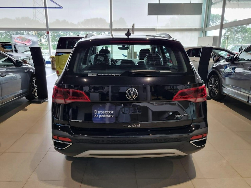 Foto do veículo VOLKSWAGEN TAOS 1.4 250 TSI TOTAL FLEX COMFORTLINE AUTOMÁTICO 2025 0 KM 185.600,00