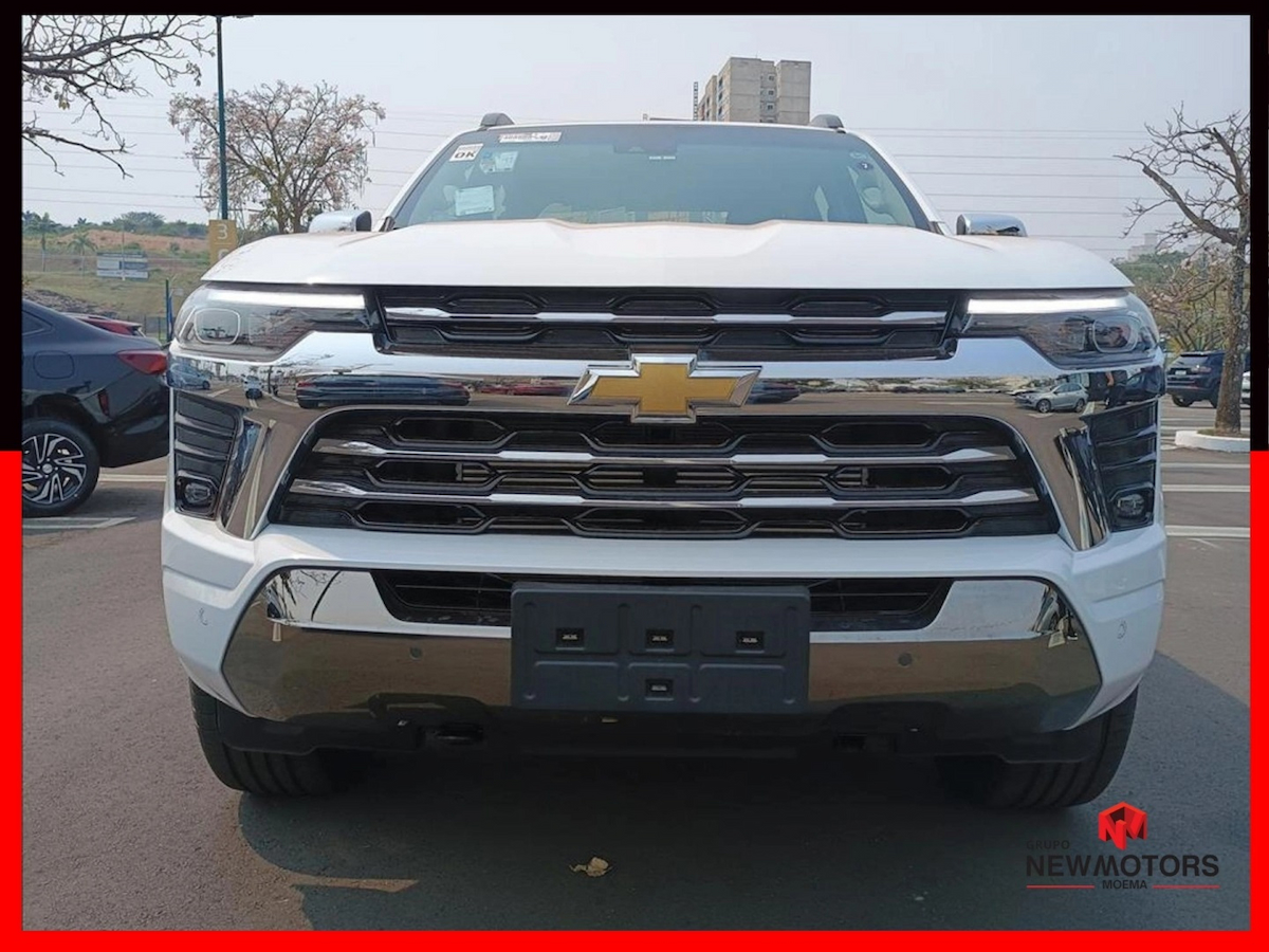 Foto do veículo CHEVROLET S10 2.8 16V TURBO DIESEL HIGH COUNTRY CD 4X4 AUTOMÁTICO 2025/2026 0 KM R$ 288.800,00