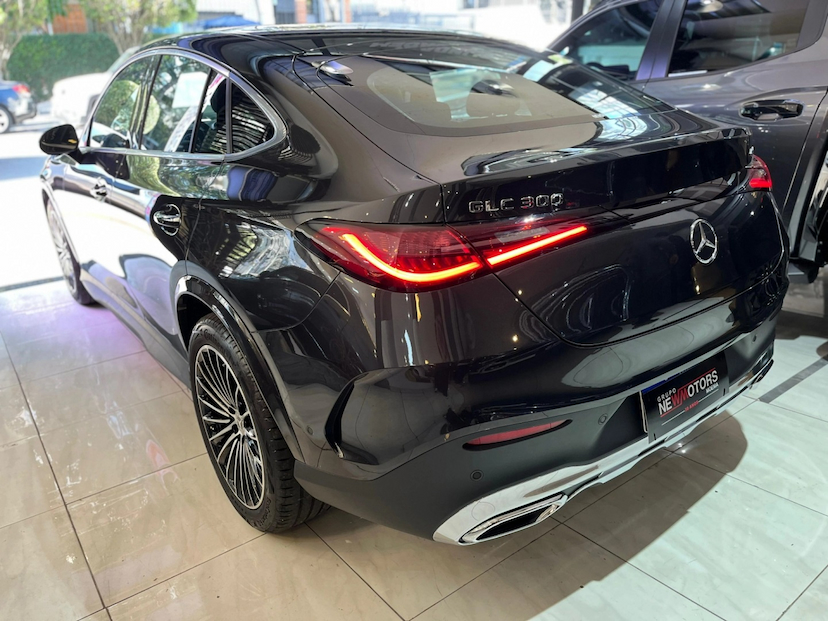 Foto do veículo MERCEDES-BENZ GLC 300 2.0 MHEV AMG LINE COUPÉ 4MATIC 9G-TRONIC 2026 0 KM 530.900,00