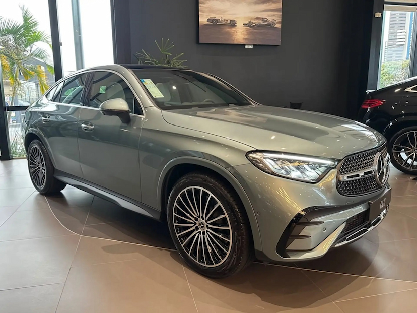 Foto do veículo MERCEDES-BENZ GLC 300 2.0 MHEV AMG LINE COUPÉ 4MATIC 9G-TRONIC 2027 0 KM 535.990,00