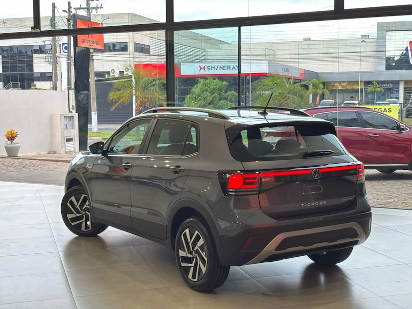 Foto do veículo VOLKSWAGEN T-CROSS 1.0 200 TSI TOTAL FLEX COMFORTLINE AUTOMÁTICO 2026 0 KM 153.900,00