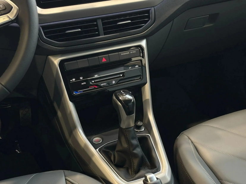 Foto do veículo VOLKSWAGEN T-CROSS 1.0 200 TSI TOTAL FLEX COMFORTLINE AUTOMÁTICO 2026 0 KM 153.900,00