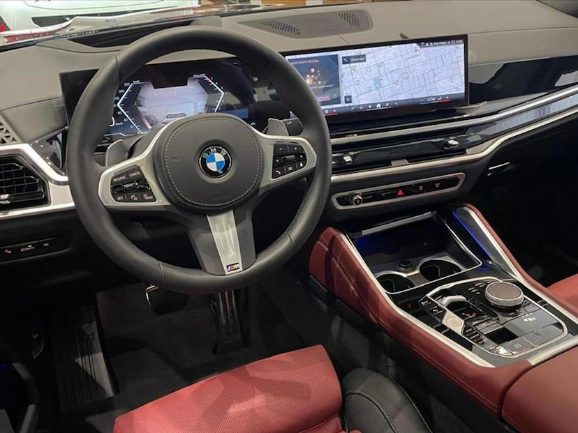Foto do veículo BMW X6 3.0 TWINPOWER GASOLINA XDRIVE40I M SPORT AUTOMÁTICO 2026 0 KM 839.900,00