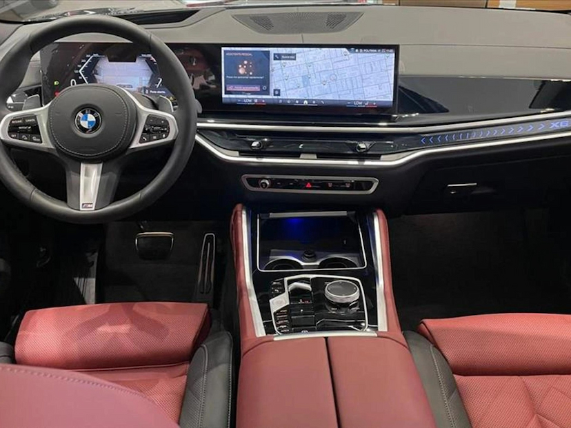 Foto do veículo BMW X6 3.0 TWINPOWER GASOLINA XDRIVE40I M SPORT AUTOMÁTICO 2026 0 KM 839.900,00