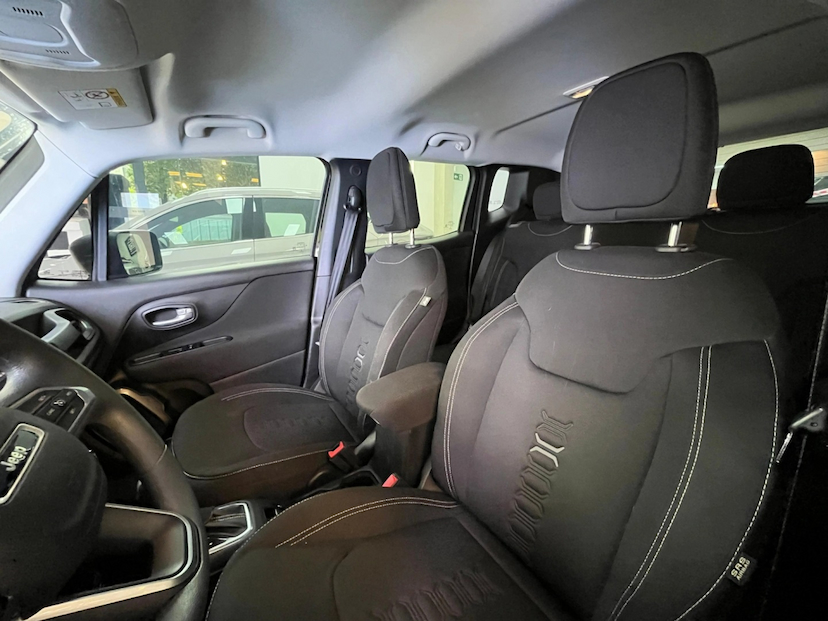 Foto do veículo JEEP RENEGADE 1.3 T270 TURBO FLEX SPORT AT6 2022 36.313 KM 92.770,00