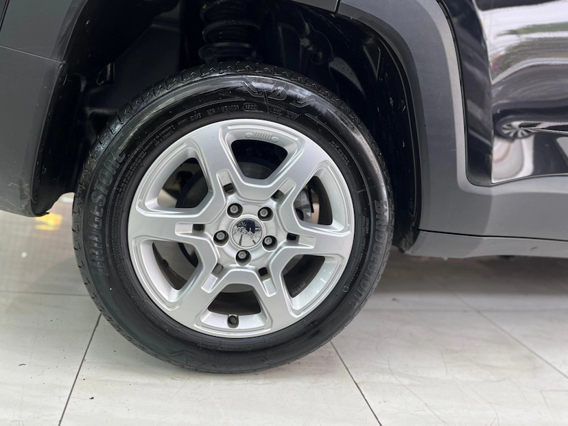 Foto do veículo JEEP RENEGADE 1.3 T270 TURBO FLEX SPORT AT6 2022 36.313 KM 92.770,00