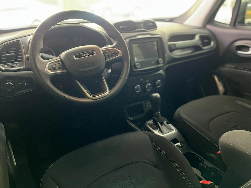 Foto do veículo JEEP RENEGADE 1.3 T270 TURBO FLEX SPORT AT6 2022 36.313 KM 92.770,00