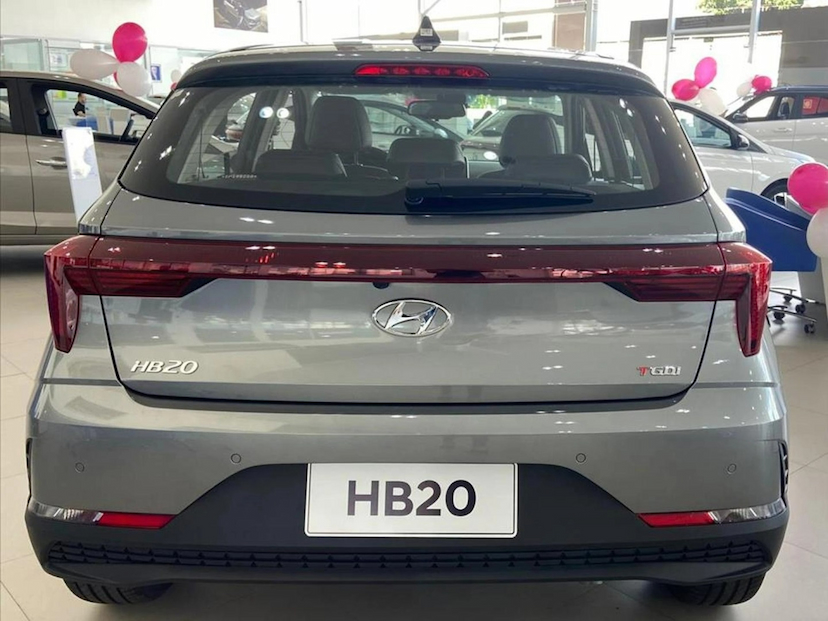Foto do veículo HYUNDAI HB20 1.0 TGDI FLEX PLATINUM AUTOMÁTICO 2027 0 KM 122.300,00