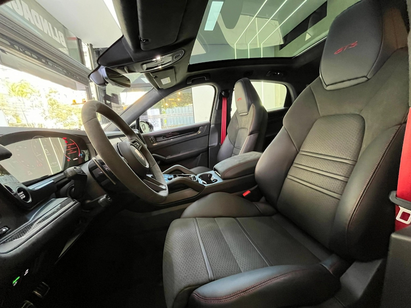 Foto do veículo PORSCHE CAYENNE 4.0 V8 GASOLINA GTS COUPÉ AWD TIPTRONIC S 2025 0 KM 1.149.777,00