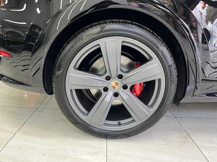 Foto do veículo PORSCHE CAYENNE 4.0 V8 GASOLINA GTS COUPÉ AWD TIPTRONIC S 2025 0 KM 1.149.777,00