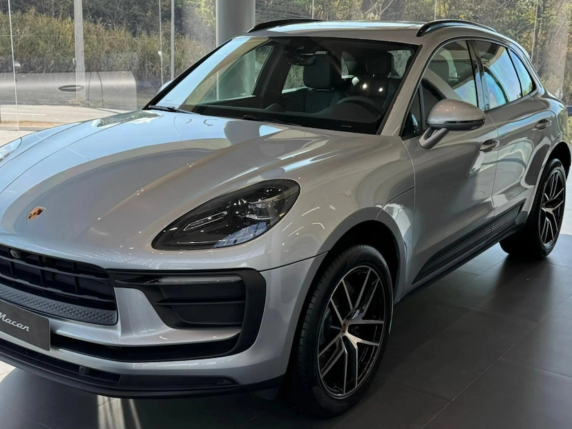 Foto do veículo PORSCHE MACAN 2.0 TURBO GASOLINA PDK 2025 0 KM 539.800,00