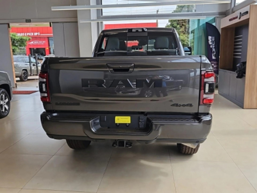 Foto do veículo RAM 3500 6.7 I6 TURBO DIESEL LARAMIE NIGHT EDITION CD 4X4  AUTOMÁTICO 2025 0 KM 539.800,00